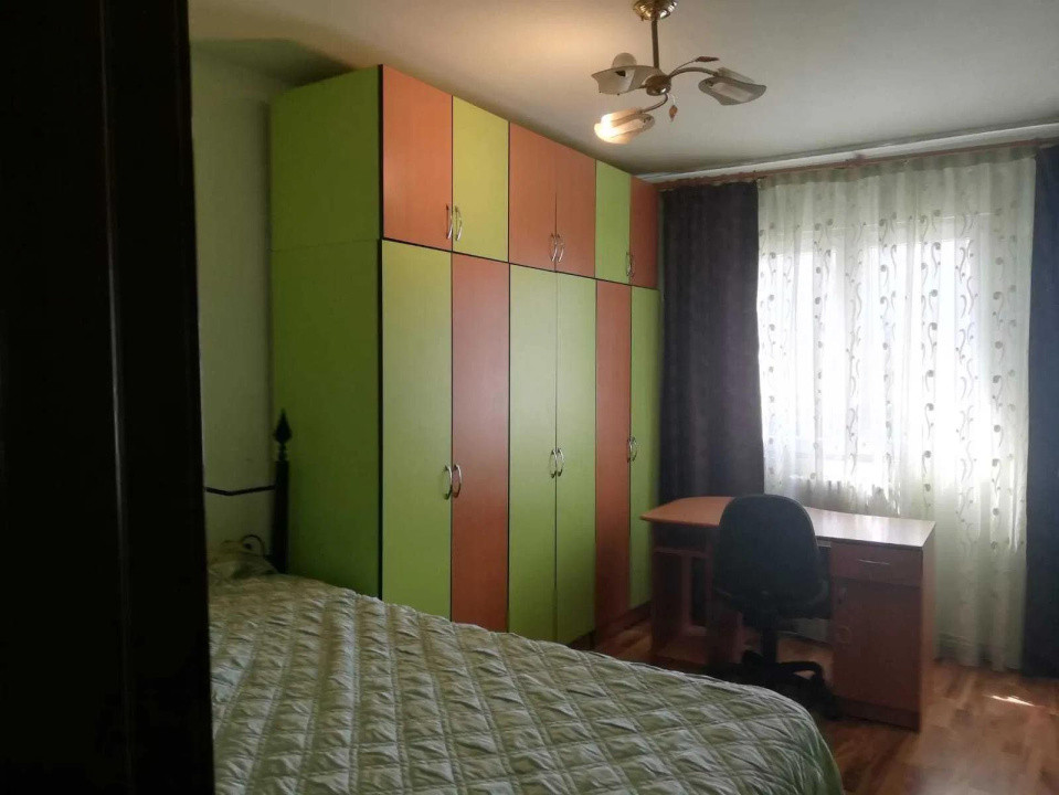 Închiriere apart. cu 3 camere, Mănăștur, 550 Eur