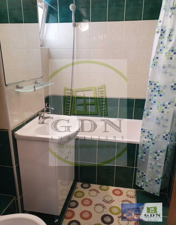 Inchiriere apartament 3 camere Brașov