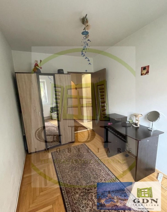 Inchiriere apartament 3 camere Florilor Brașov