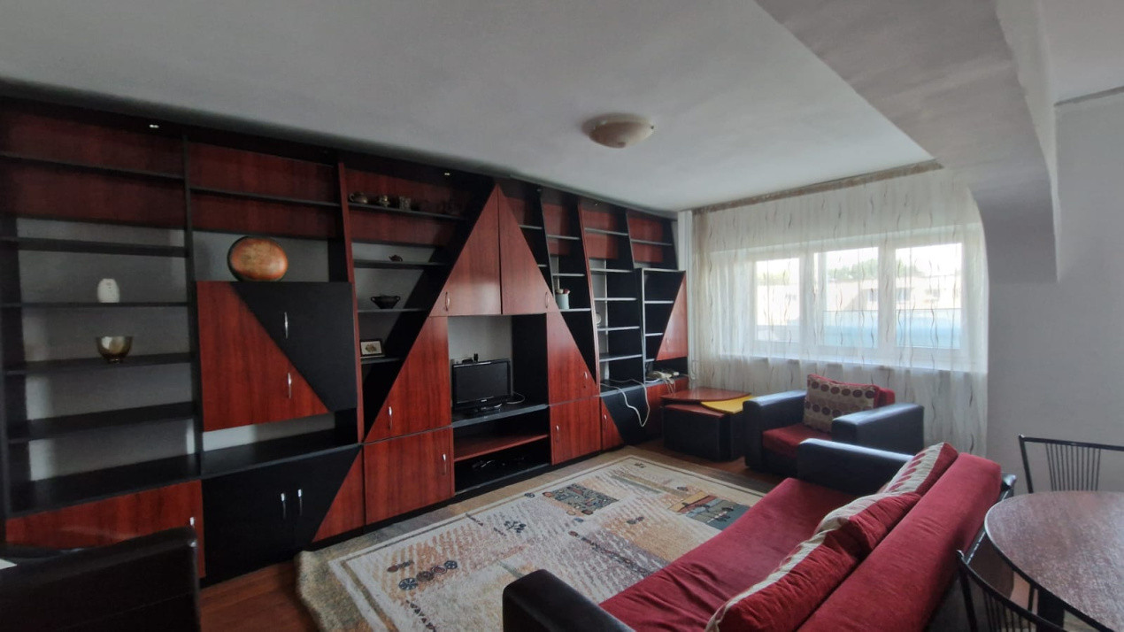 Apartament 3 camere, open space, 90mp, centru, zona Mc Donald"s