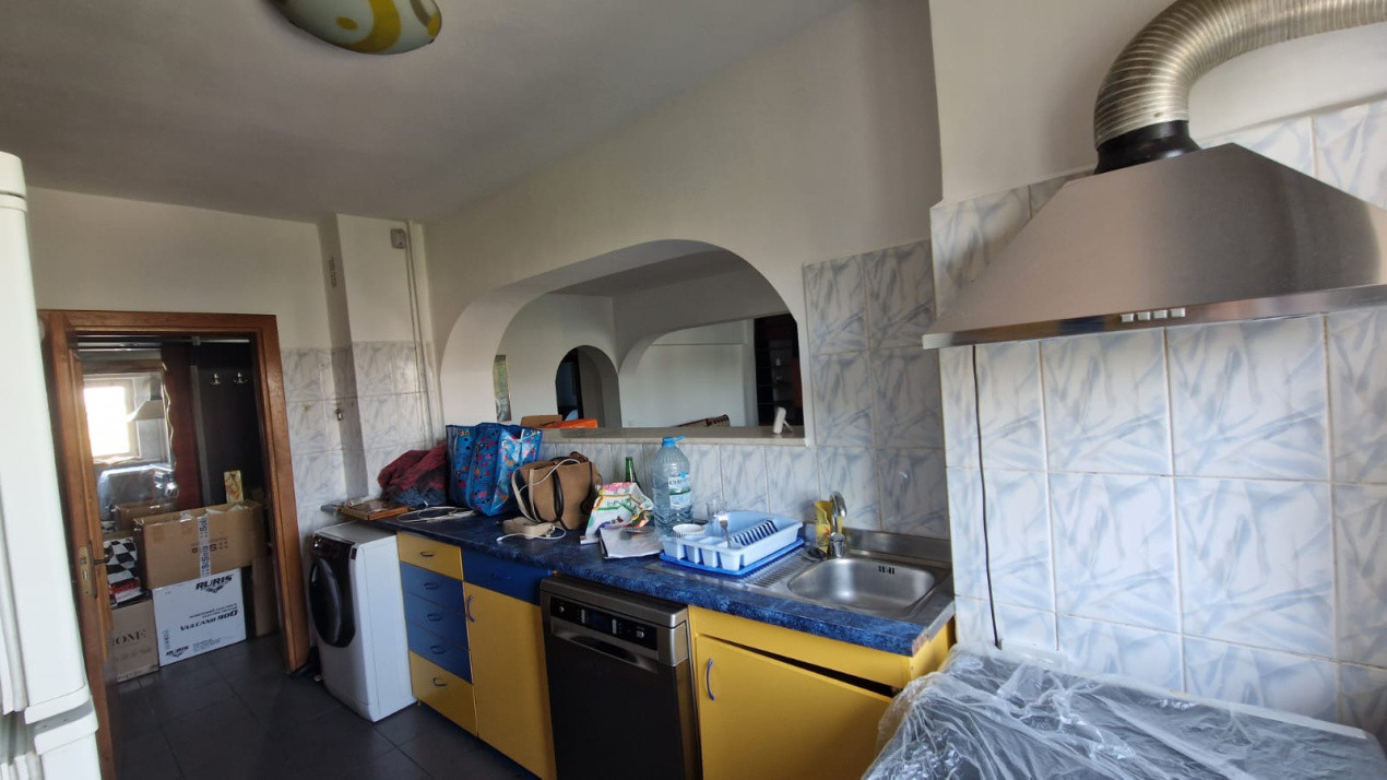 Apartament 3 camere, open space, 90mp, centru, zona Mc Donald"s