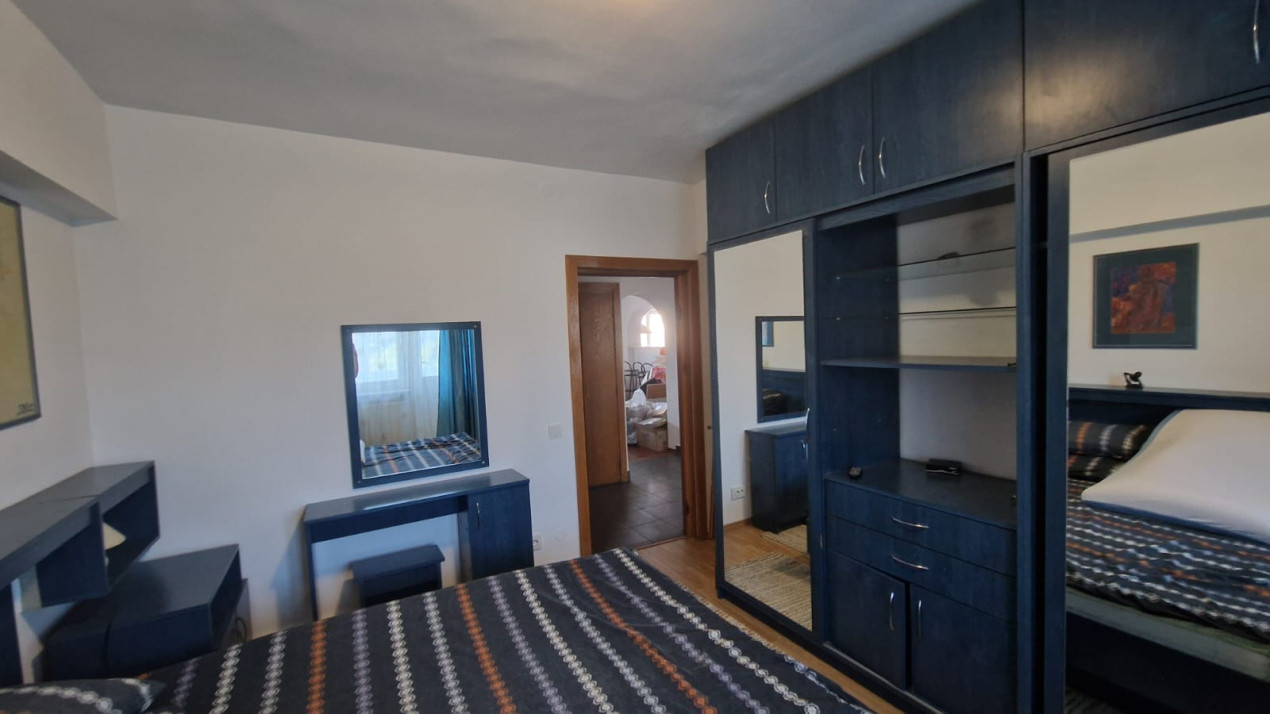 Apartament 3 camere, open space, 90mp, centru, zona Mc Donald"s