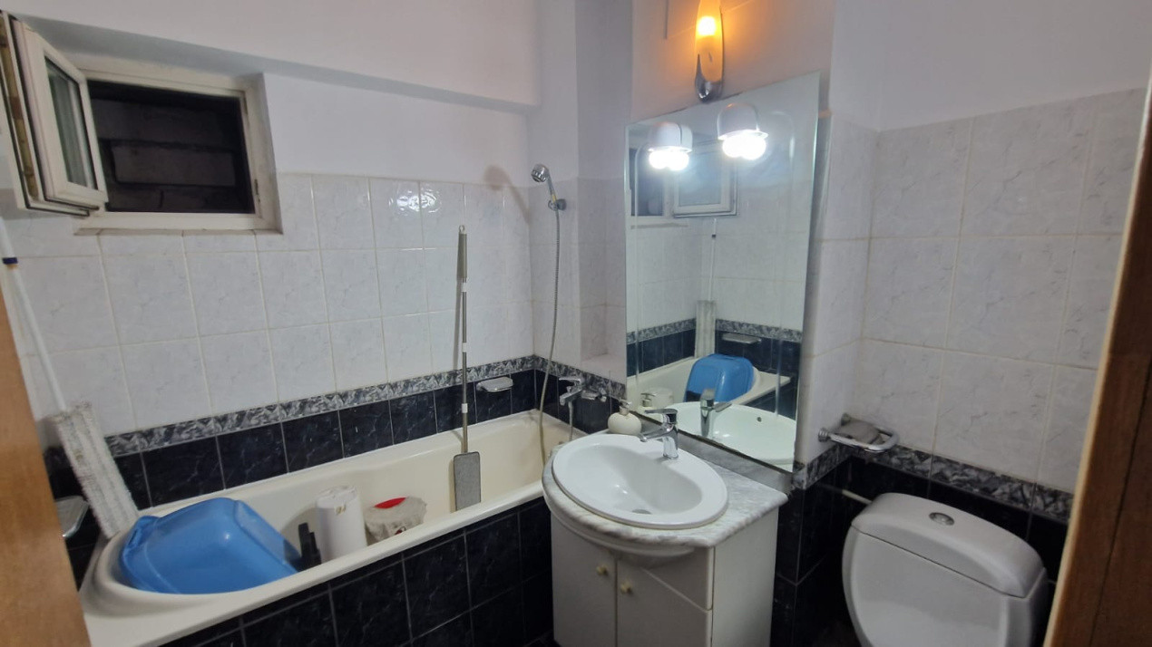 Apartament 3 camere, open space, 90mp, centru, zona Mc Donald"s
