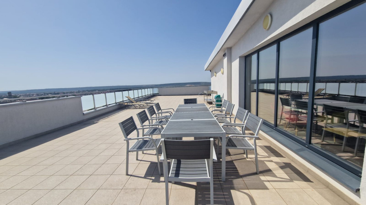 Apartament 3 camere, open space, 82mp, Calea Severinului, zona Bila