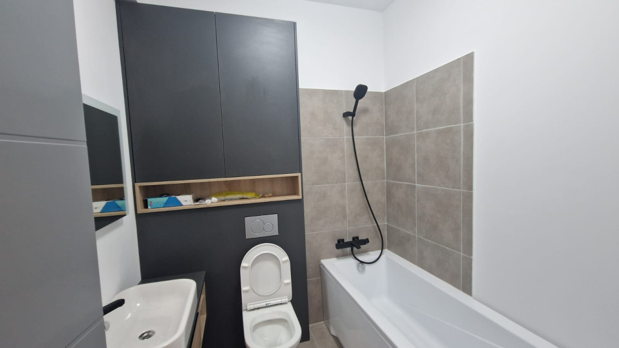 Apartament 2 camere, decomandat, 68mp, zona Hanul Doctorului