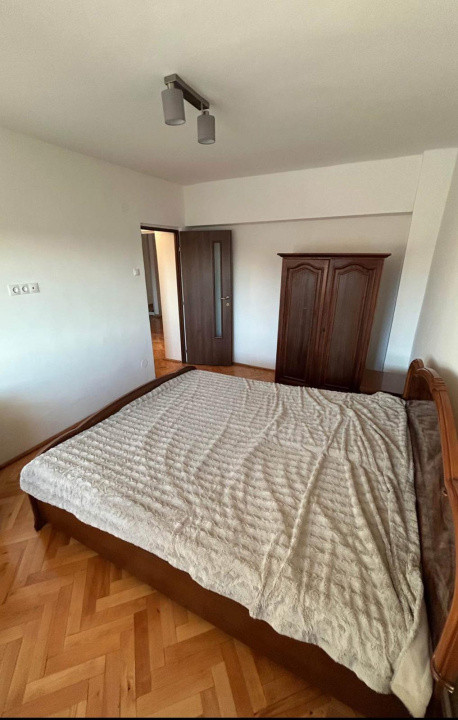 De închiriat apartament 3 camere –57 mp-  zona Promenada Mall