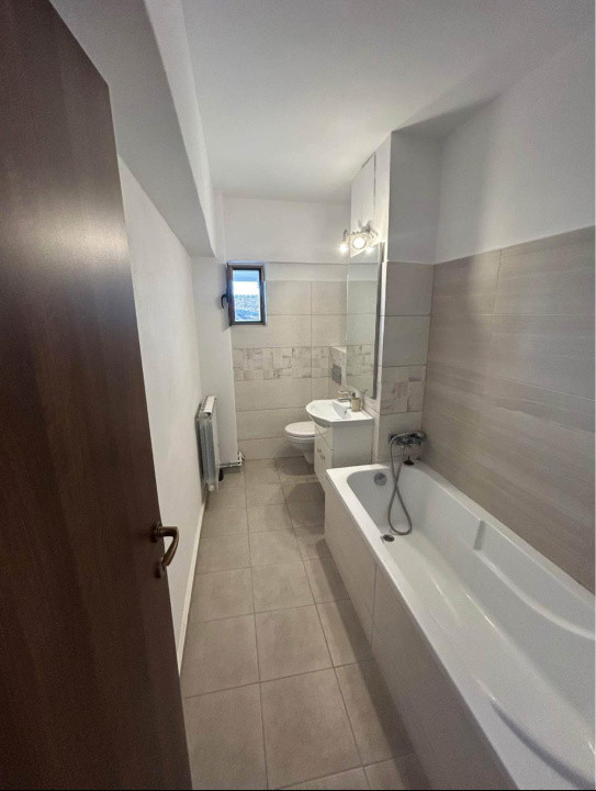 De închiriat apartament 3 camere –57 mp-  zona Promenada Mall