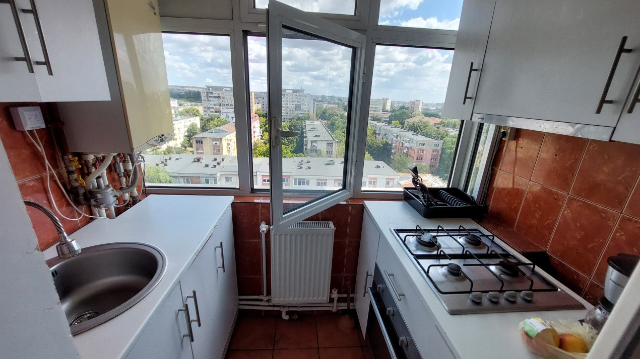 Apartament doua camere decomandat, etajul 10, Brazda zona Simplon