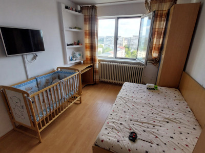Apartament doua camere decomandat, etajul 10, Brazda zona Simplon
