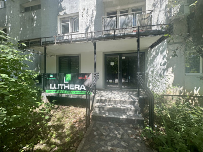 Spațiu comercial de închiriat 