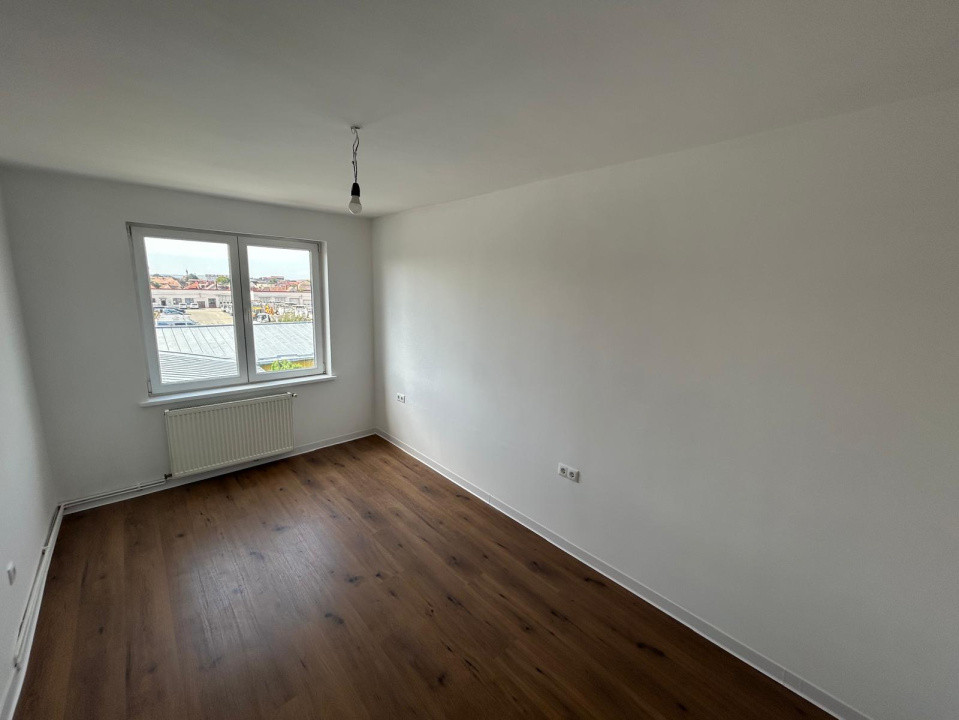 Apartament 2 camere ,47 mp + balcon, Zona Terezian