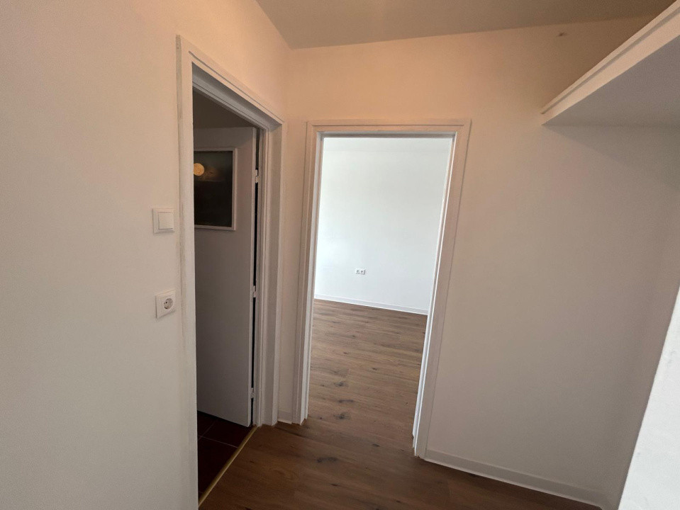 Apartament 2 camere ,47 mp + balcon, Zona Terezian