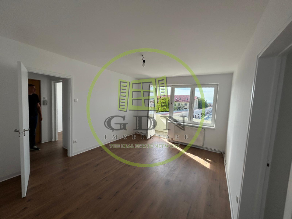 Apartament 2 camere ,47 mp + balcon, Zona Terezian
