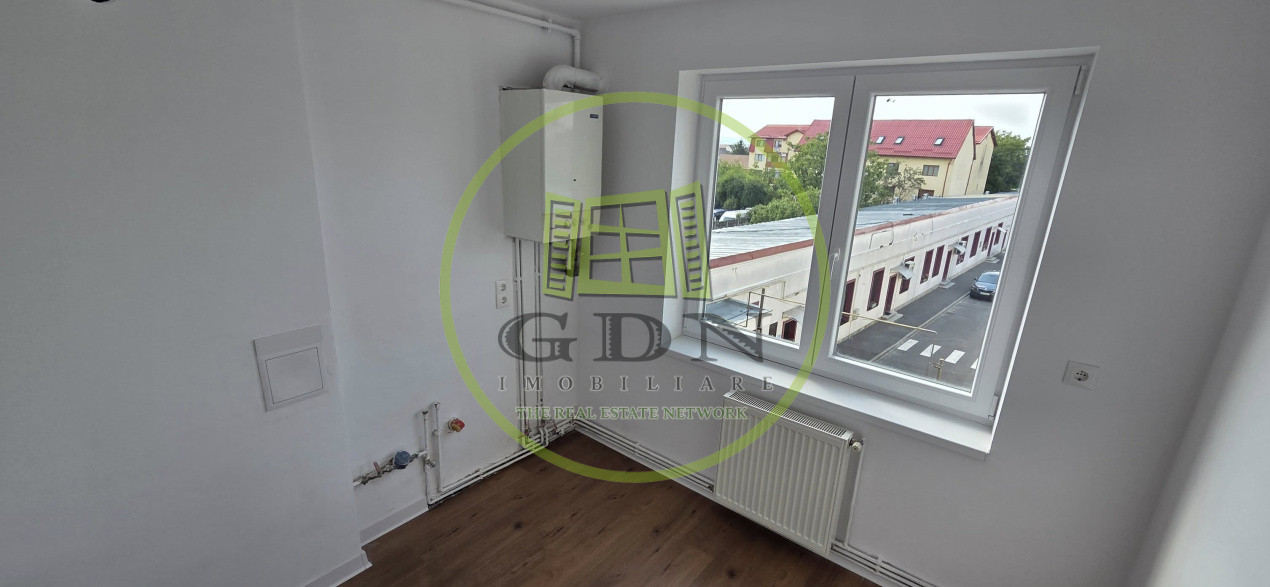 Apartament 2 camere ,47 mp + balcon, Zona Terezian