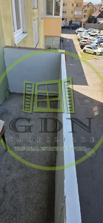 Apartament 2 camere ,47 mp + balcon, Zona Terezian