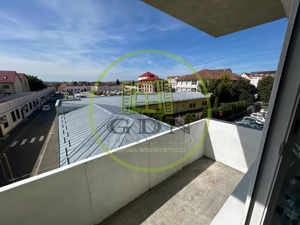 Apartament 2 camere ,47 mp + balcon, Zona Terezian