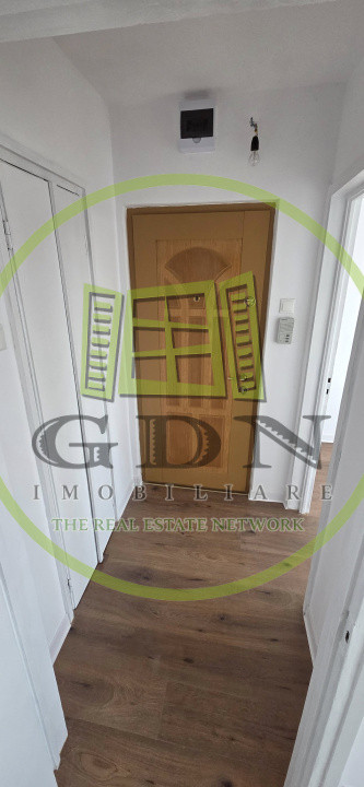 Apartament 2 camere ,47 mp + balcon, Zona Terezian