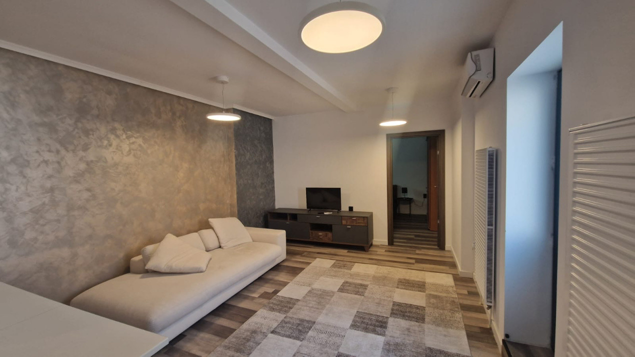 Apartament 2 camere, semidecomandat, 47mp, Centru, zona Medicina