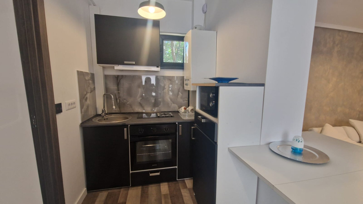 Apartament 2 camere, semidecomandat, 47mp, Centru, zona Medicina