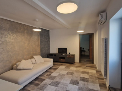 Apartament 2 camere, semidecomandat, 47mp, Centru, zona Medicina