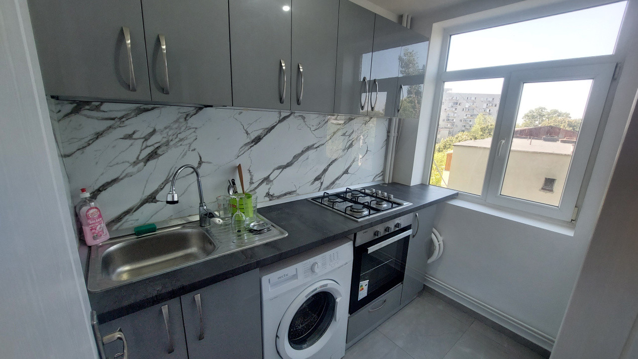 Garsoniera semidecomandata, etajul 5, renovata, Brazda zona Doljului