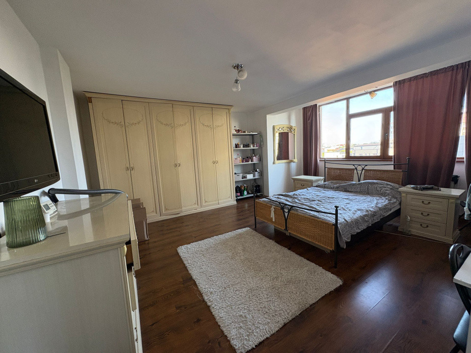 Apartament, 2 camere, 73 mp, decomandat, Calea Severinului, Zona Promenada