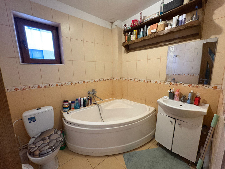 Apartament, 2 camere, 73 mp, decomandat, Calea Severinului, Zona Promenada