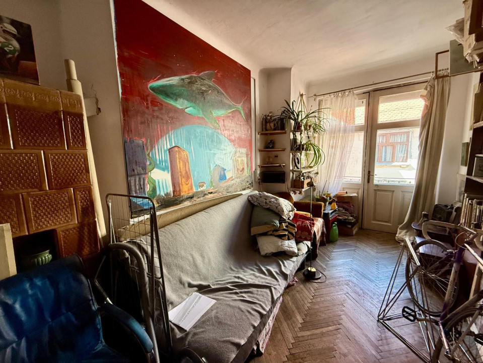 Ofertă de vânzare apart. cu 3 camere lângă Piata Unirii