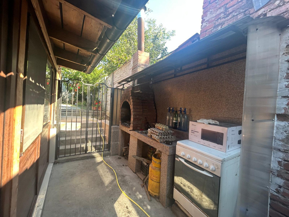 Spatiu Comercial P+1, 272 MP teren, 146 MP utili, Zona Parcul Romanescu