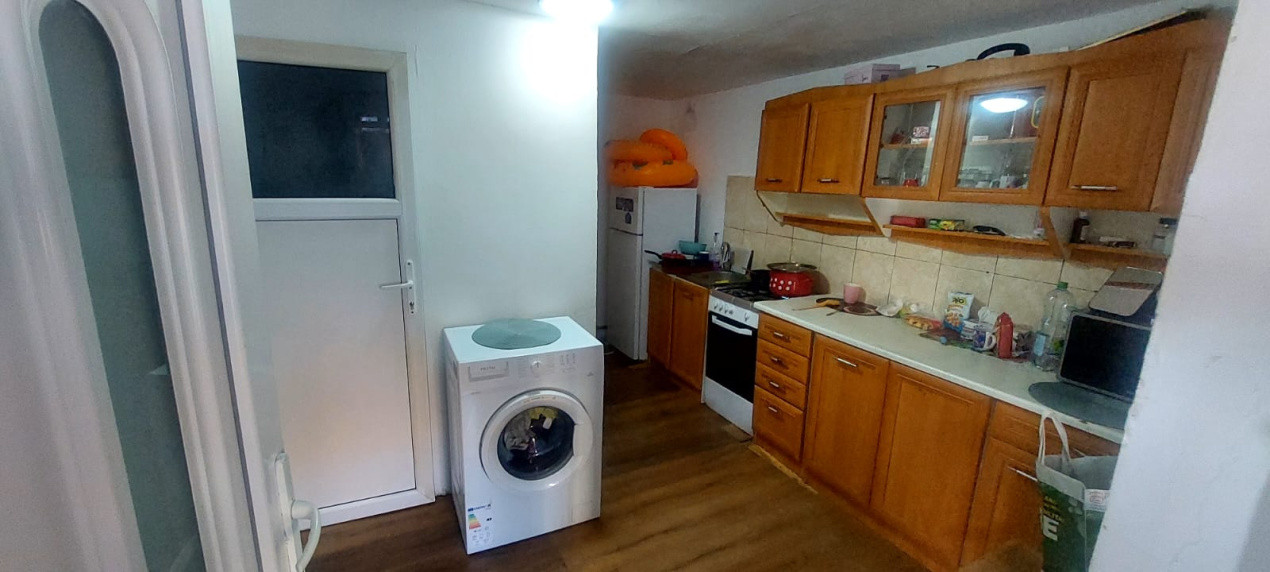 Casa individuala 40mp utili,  409 mp teren, spre vanzare in Cristian 