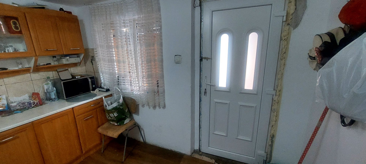 Casa individuala 40mp utili,  409 mp teren, spre vanzare in Cristian 