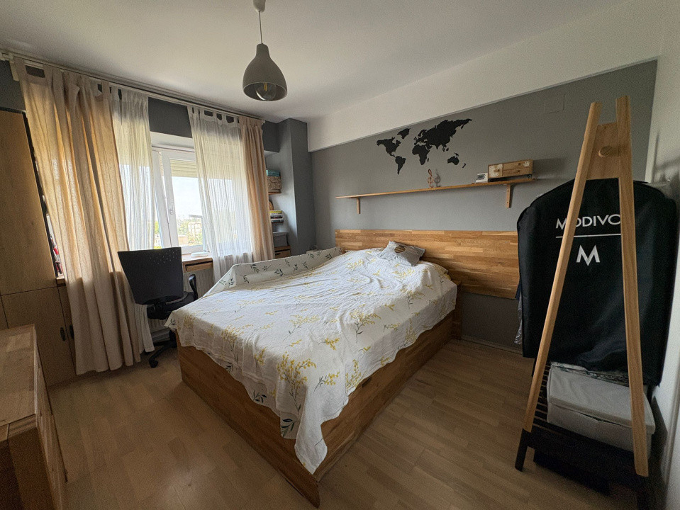 Apartament, 3 camere, decomandat, 68 mp, Cartier Brazda, Zona Consul