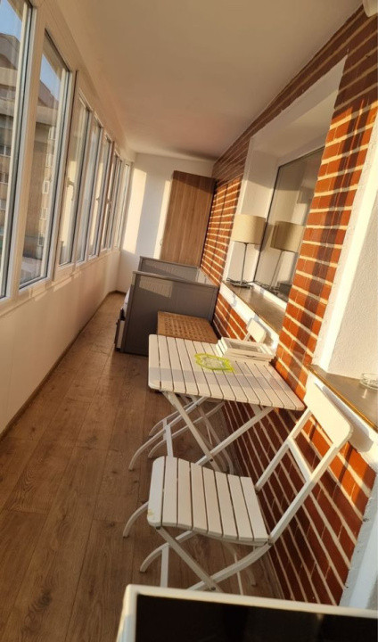 DE INCHIRIAT Garsonieră cu balcon închis – Centrul Civic, Str. Zizinului