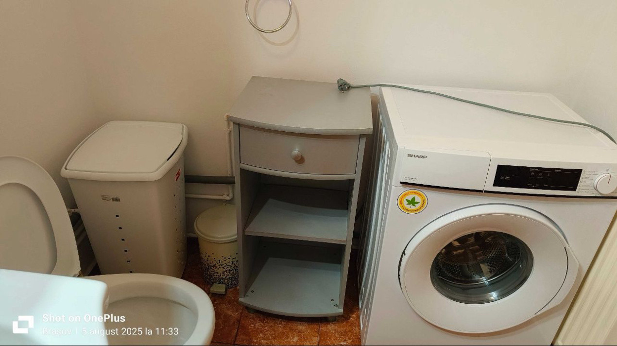 Apartament 2 camere decomandat – Str. Toamnei