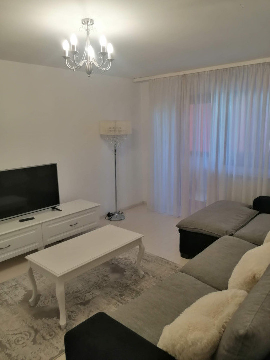 Apartament de vanare ,Bd Independentei , 2 camere ,etaj 2 din 3