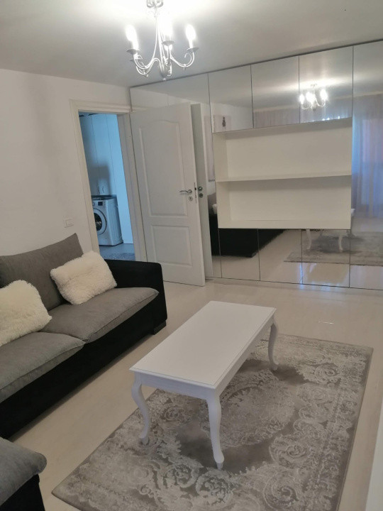 Apartament de vanare ,Bd Independentei , 2 camere ,etaj 2 din 3