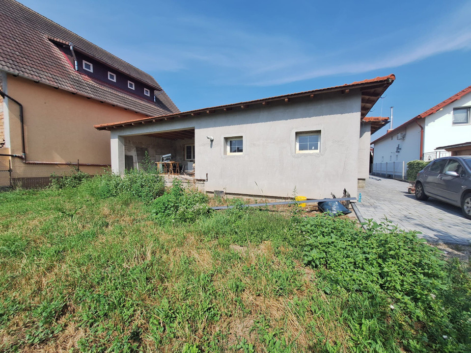 De vânzare casă mobilată, 130 mp.+1600 mp. curte, Mihai Viteazu