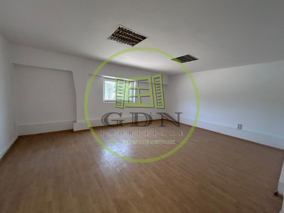 Teren+Hala,6823 MP teren, 1269 mp hala, Carcea