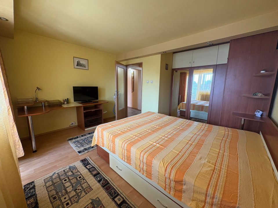 Apartament, 3 camere, decomandat, 64 mp, Cartier Craiovita, Zona Orizont