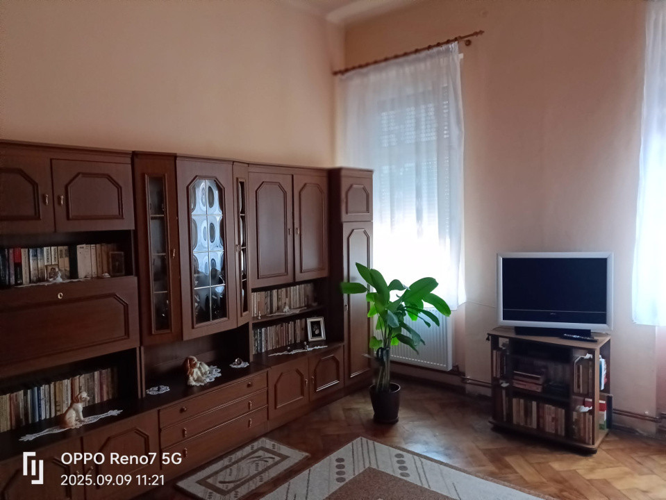 Casă de vânzare în Reghin zona centrală.