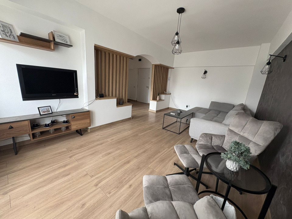 Apartament, 3 camere, decomandat, 78 mp, Calea Bucuresti, Zona Universitatii 
