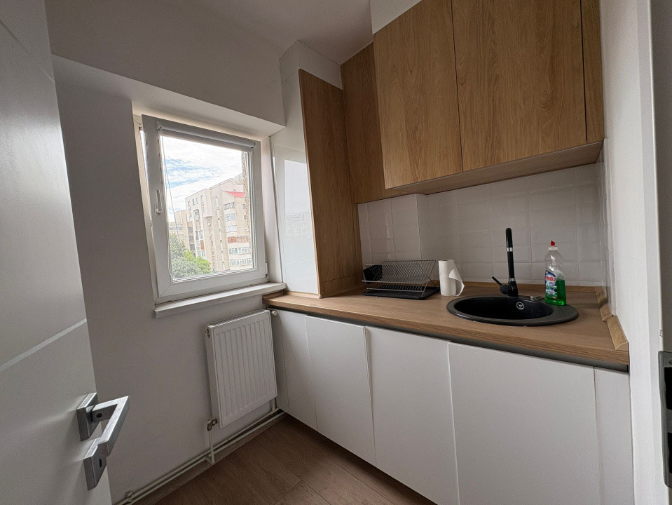 Apartament, 3 camere, decomandat, 78 mp, Calea Bucuresti, Zona Universitatii 