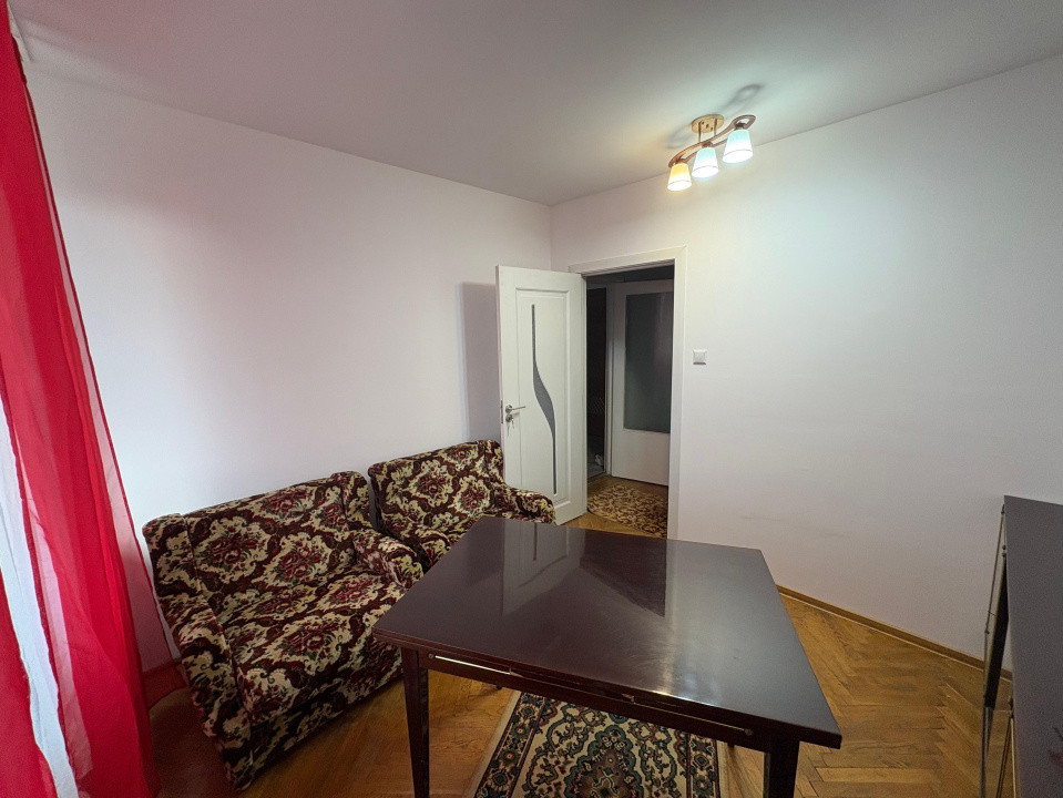 Apartament de închiriat 3 camere | 57 mp+8 mp balcon | Mihai Viteazu 