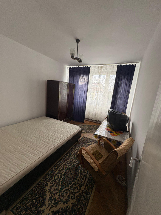 Apartament de închiriat 3 camere | 57 mp+8 mp balcon | Mihai Viteazu 