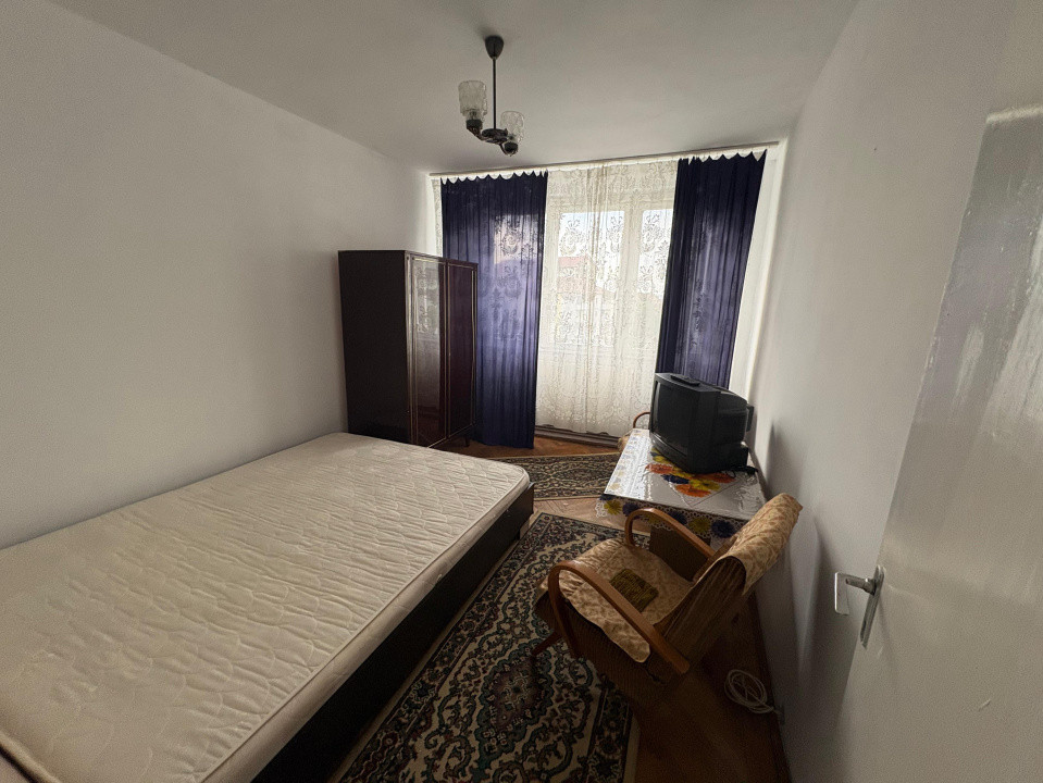 Apartament de închiriat 3 camere | 57 mp+8 mp balcon | Mihai Viteazu 