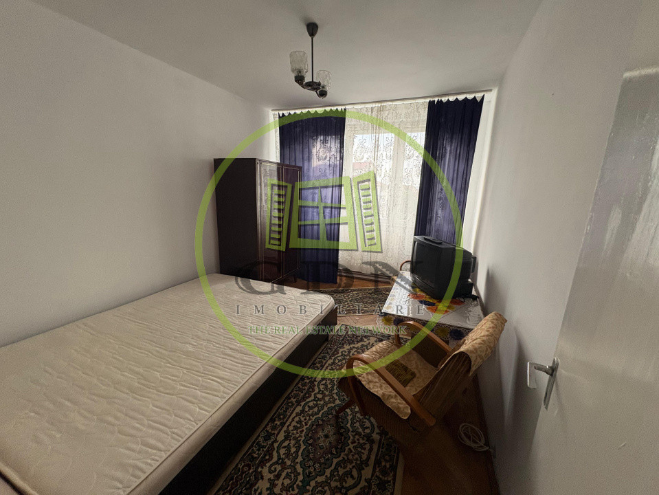 Apartament de închiriat 3 camere | 57 mp+8 mp balcon | Mihai Viteazu 