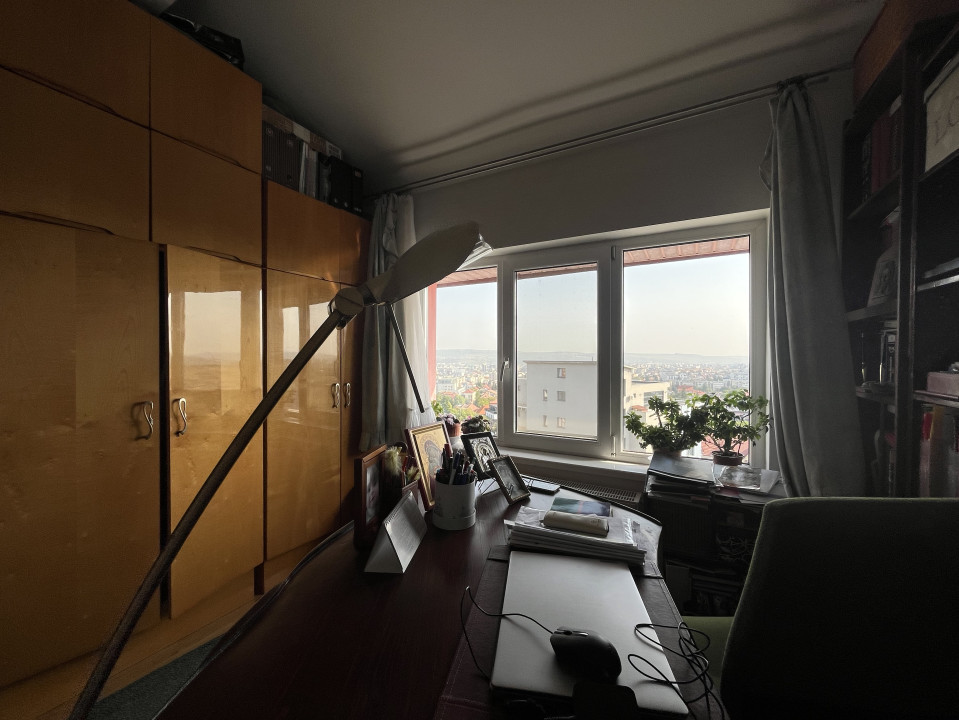 Apartament in vila cu panorama ,central