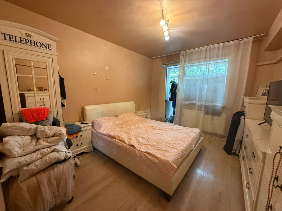 Apartament 3 camere, decomandat, 70 mp, Calea Bucuresti, Zona Teatru Colibri