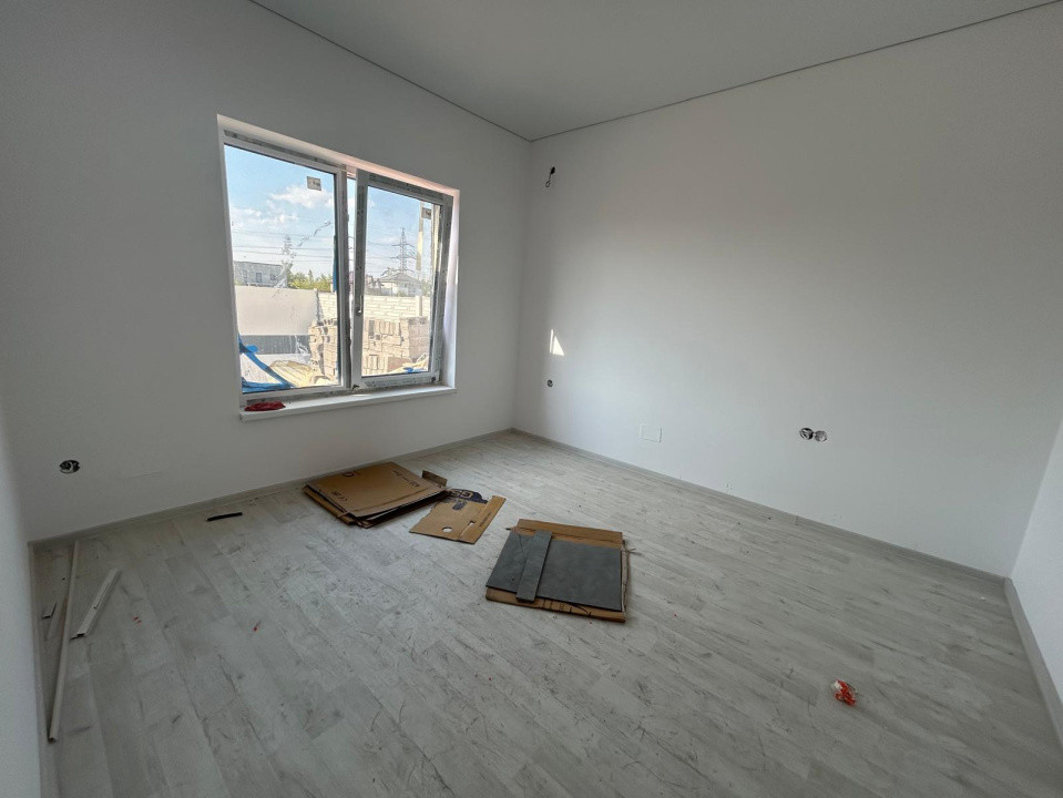 Casa plan parter, 300 MP teren, 90 MP, Damila