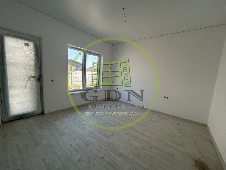 Casa plan parter, 300 MP teren, 90 MP, Damila